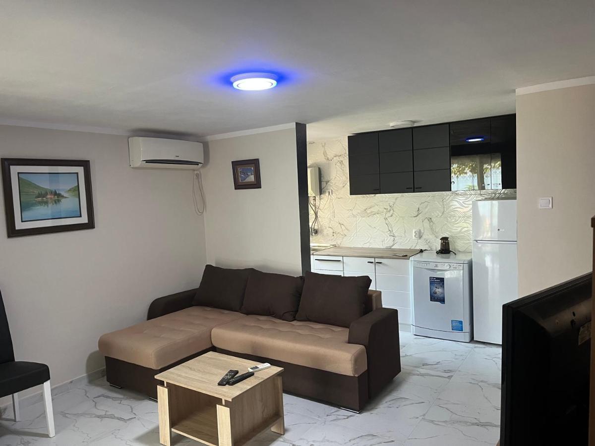 Legatum I - Bay Sight Appartement Kotor Buitenkant foto